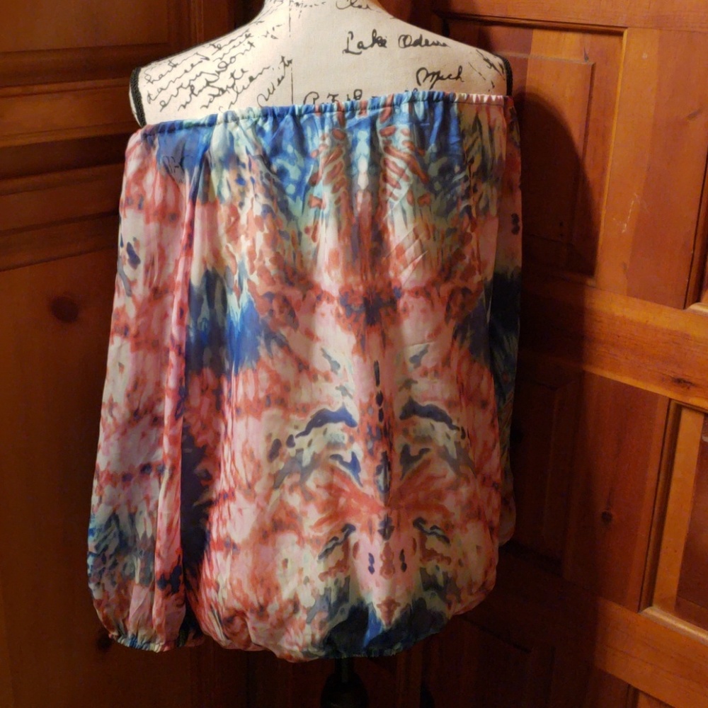 💜3/$10💜Colorful Boho pastel top - Picture 6 of 7